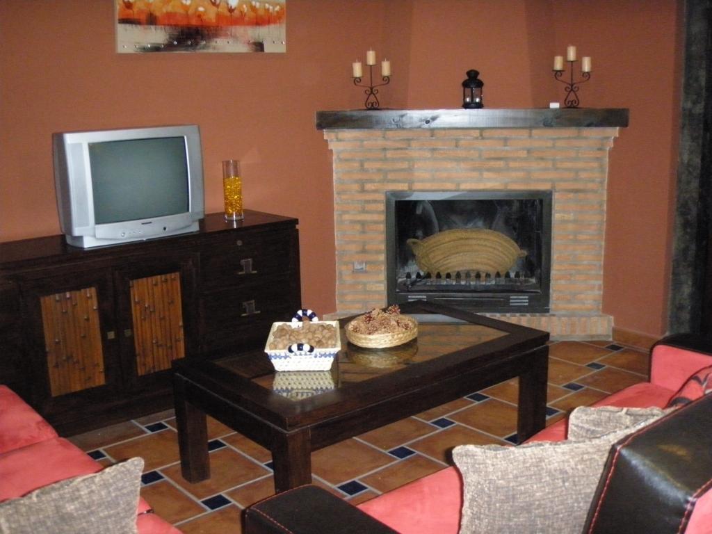 Vivienda Turistica Rural Entrepinares Holiday home *